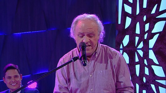 César Banana y la historia detrás de sus canciones