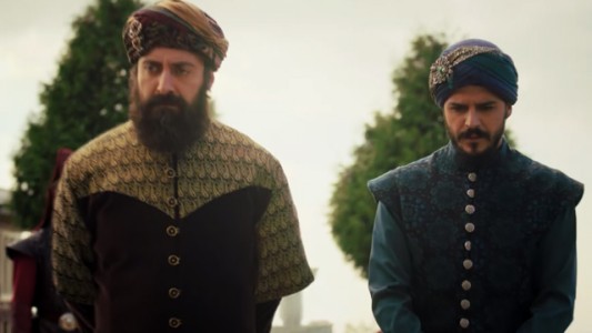 Mustafá quiere casarse con Helena a toda costa