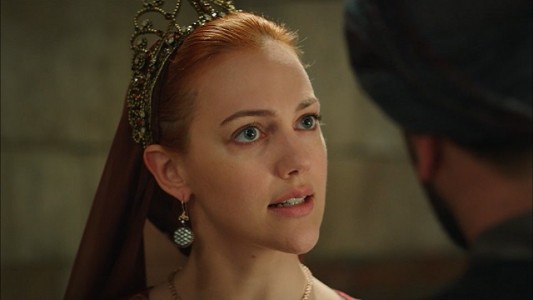 Hurrem: "Mehmed debe ir a Manisa"