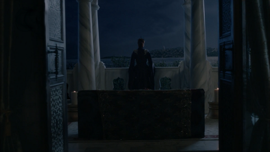 Hurrem vuelve al palacio