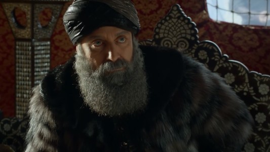 Suleimán quiere tener noticias del príncipe