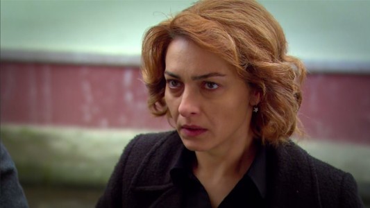 Los soldados interrogan a Cemile