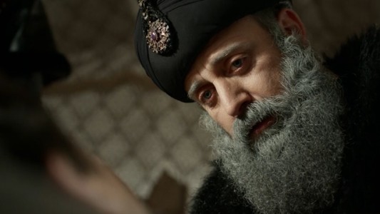 Suleimán no sabe qué hacer con Cihangir