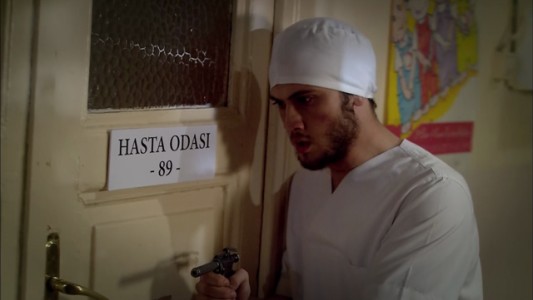 Mete logra dar con Tugrul