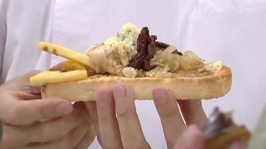 Tostón con paté de pollo