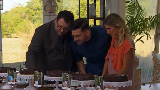 Christophe: "Yo acá leo sexy, no sacher"