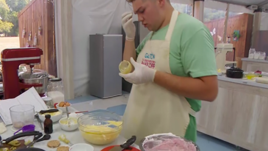 A Gastón le pincharon el globo