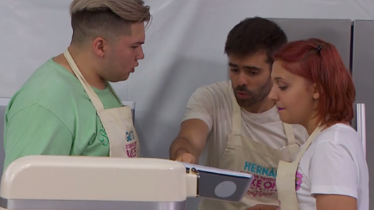 ¿Gastón es el salvador de Julia?