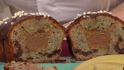 Budín de banana relleno de dulce de leche