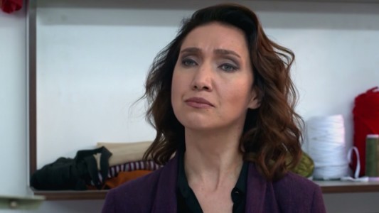 Bahriye regresa al taller y enfrenta a Melek