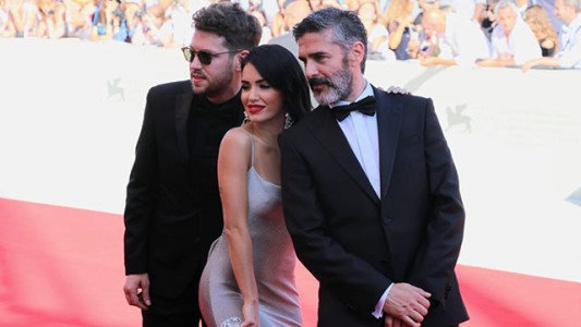 El elenco de "Acusada" brilló en la alfombra roja del festival de Venecia