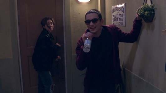 Juan quiere cuidar de Rodrigo pero Laura los descubre