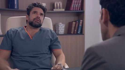 Gastón enamorado de dos mujeres