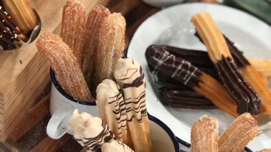 Churros rellenos caseros