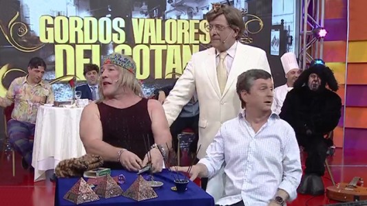 Volvió la Pipi tarotista