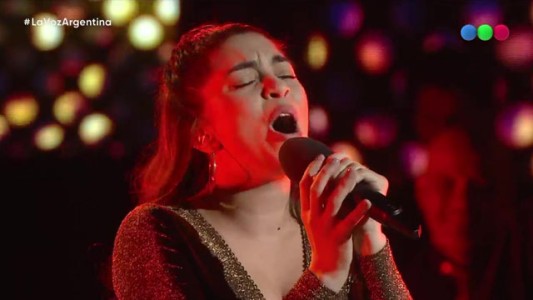 Shows en vivo #TeamAxel: Amorina Alday canta "No te creas tan importante" de Damas Gratis