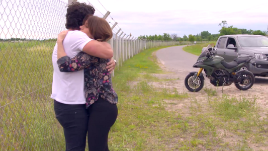 Antonia vive una violenta situación