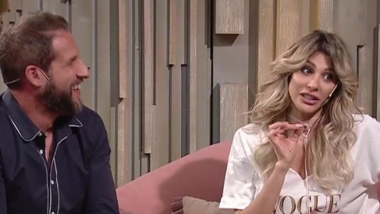 "Está más enamorado de mi familia que de mi"