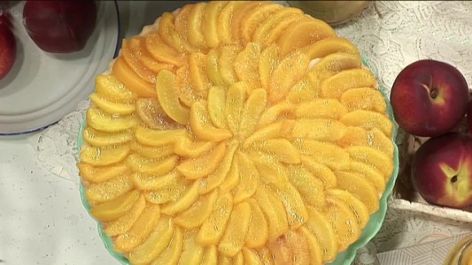 Tarta fresca de duraznos