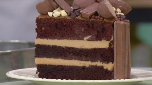 Torta de chocolate rellena