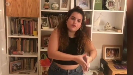 ¿Cuántas veces por día se baña el Bicho Gómez?