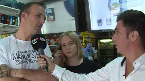 Kiosquero se defendió a las piñas de un robo