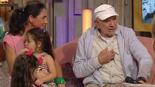 Norman Briski, papá de gemelas a los 81 años