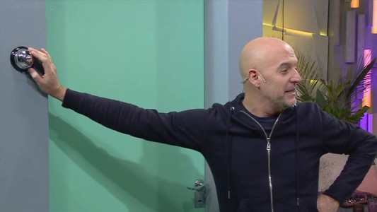 El increíble toc del Pelado López al salir de su casa