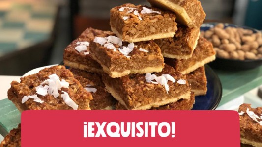 Cuadrados de maní, coco y dulce de leche