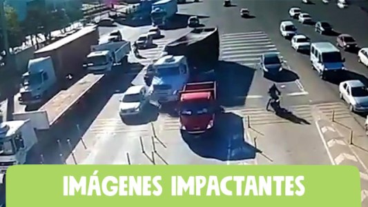 Accidente y milagro en el peaje