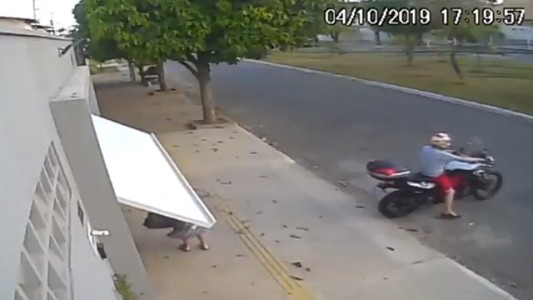 Mirá el vídeo viral que despierta las reacciones más divertidas