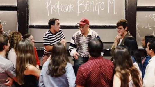 Bad Bunny dio clases en Harvard
