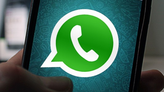 La nueva función de WhatsApp anti curiosos