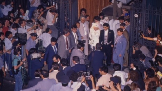 A 30 años: ¿cómo fue el casamiento de Maradona y Claudia Villafañe?