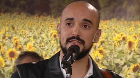 ¿Cuál es el libro que Abel Pintos lee todos los años desde que es niño?