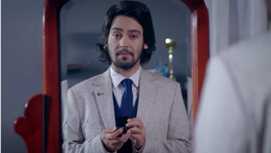 Kerem se da cuenta de que quiere a Sureya en su vida