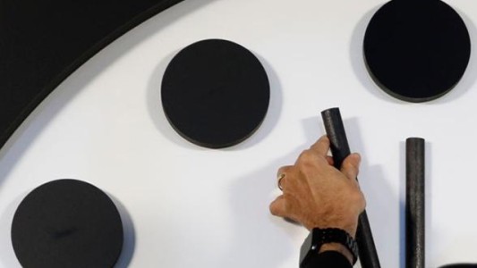 A 100 segundos del fin del mundo: adelantan el Reloj del Juicio Final