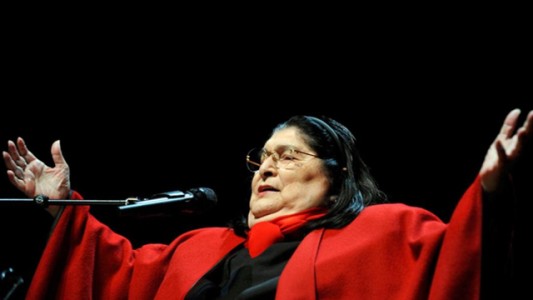 Homenaje en el Colón para una de las cantantes más importantes de Argentina