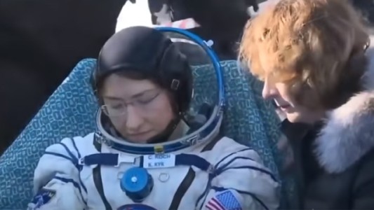 Rompió un récord en el espacio, aterrizó en la Tierra y emocionó a todos