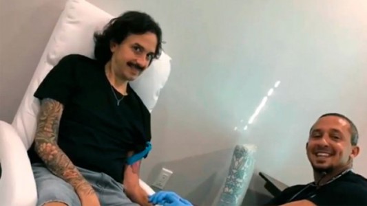 Sonríen Caramelito y el Indio Solari por el estado de salud de Martín Carrizo