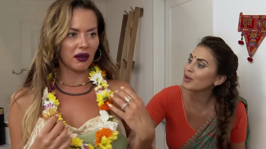 Karina Jelinek se negó a las costumbres hindúes de Silvina Luna