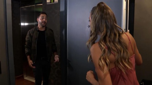 Grego a Floppy: "Estás en baby doll, ¿no te ibas a cambiar?"