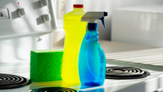 La diferencia entre limpiar y desinfectar