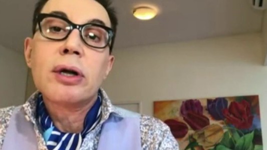 El extraño vínculo de Polino con sus gatos