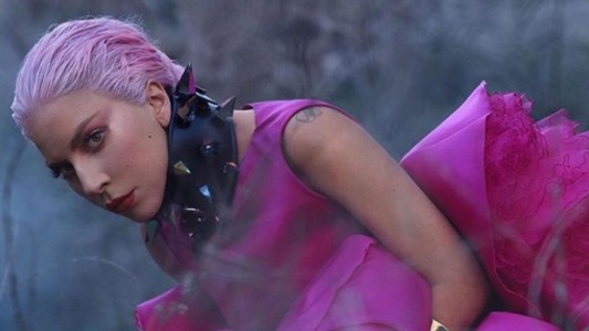 El nuevo disco de Lady Gaga tendrá colaboraciones de Elton John y Ariana Grande