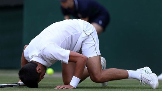 Nuevo look para un famoso tenista: ¡Hecho por su esposa!
