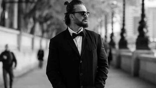 Arjona presentó su nuevo single y anuncia el lanzamiento de su próximo disco