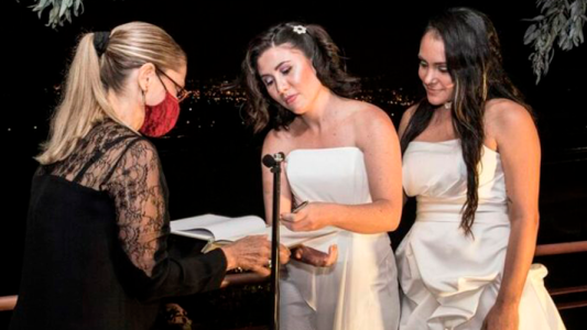 Costa Rica legalizó el matrimonio igualitario