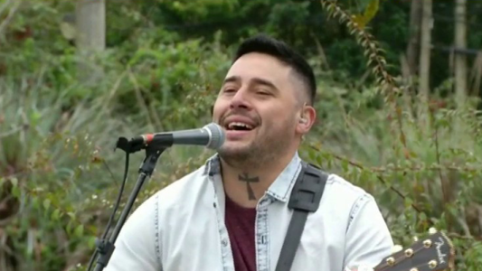 Ahyre presentó su nuevo disco