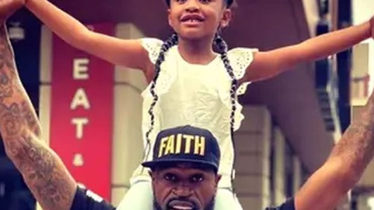 El emotivo mensaje de la hija de George Floyd: "Mi papi cambió el mundo"